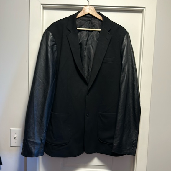 Saks Fith Ave oversized blazer with leather arms - Picture 1 of 4
